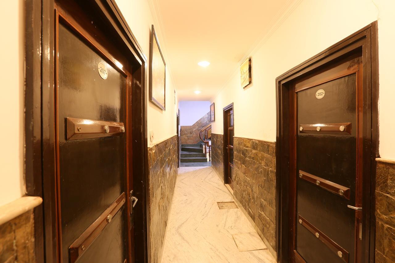 Hotel Katra Residency Екстериор снимка